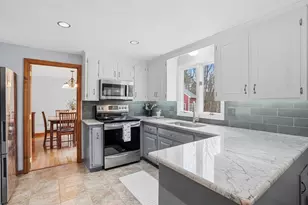 30 Camp St, Milford, MA 01757 - Photo 11