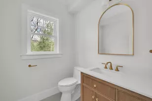 110 Bonney Dr, Holliston, MA 01746 - Photo 15