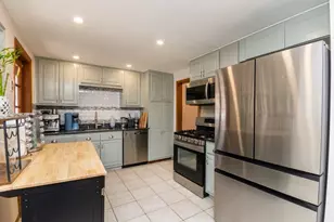 22 Livoli Rd, Framingham, MA 01701 - Photo 19