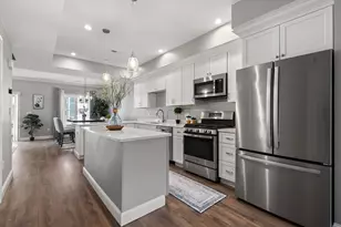 868 Washington St, Norwood, MA 02062 - Photo 1