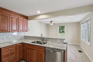 35 Mitchell Grant Way, Bedford, MA 01730 - Photo 5