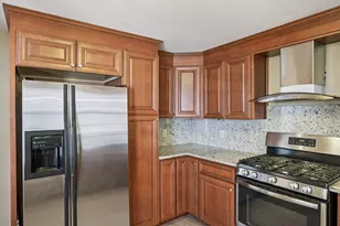 35 Mitchell Grant Way, Bedford, MA 01730 - Photo 3