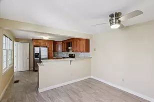 35 Mitchell Grant Way, Bedford, MA 01730 - Photo 5