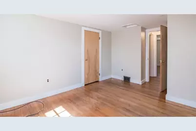 390 Shays St, Amherst, MA 01002 - Photo 27