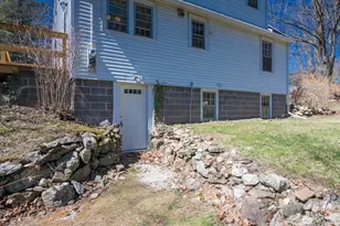 390 Shays St, Amherst, MA 01002 - Photo 33