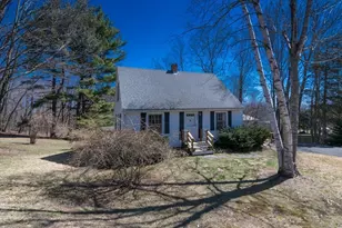 390 Shays St, Amherst, MA 01002 - Photo 3