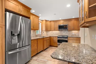 1 Fowler Ter, Burlington, MA 01803 - Photo 13