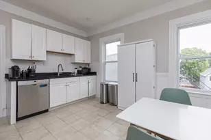 233 E St, Boston, MA 02127 - Photo 3