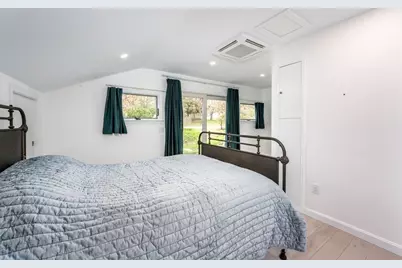 8 Elizabeth Rd, Bourne, MA 02559 - Photo 15