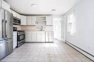 8 Elizabeth Rd, Bourne, MA 02559 - Photo 7