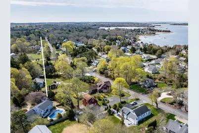 8 Elizabeth Rd, Bourne, MA 02559 - Photo 29