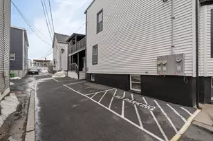 42 White St, Boston, MA 02128 - Photo 23