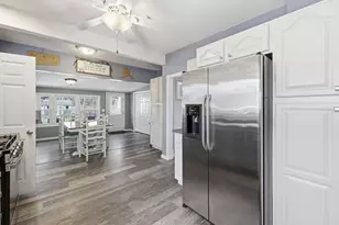 15 Granger Pl, West Springfield, MA 01089 - Photo 13