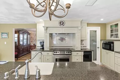 15 Nichols Street, North Reading, MA 01864 - Photo 7