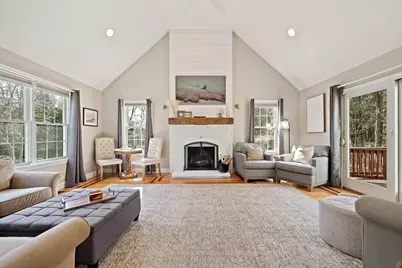 16 Farm St, Weymouth, MA 02190 - Photo 11