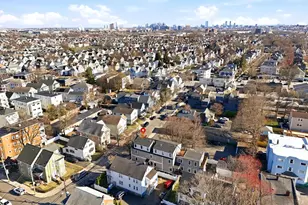 28 Cherry St, Medford, MA 02155 - Photo 27