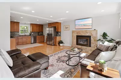 79 Garrison Rd, Chelmsford, MA 01824 - Photo 5