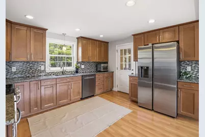 79 Garrison Rd, Chelmsford, MA 01824 - Photo 7