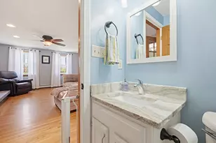 15 Warren St, Plainville, MA 02762 - Photo 19