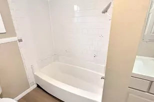 127 Howard St, Lawrence, MA 01841 - Photo 17