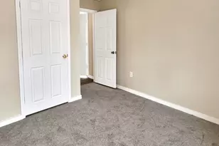 127 Howard St, Lawrence, MA 01841 - Photo 11