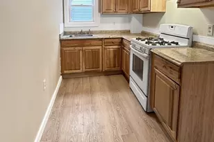 127 Howard St, Lawrence, MA 01841 - Photo 5