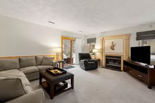 113 Brickett Hill Cir, Haverhill, MA 01830 - Photo 11