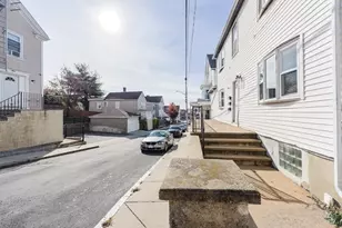 104 Oak St, Fall River, MA 02720 - Photo 33