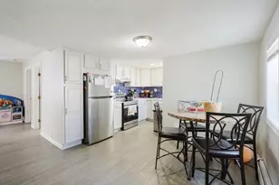 104 Oak St, Fall River, MA 02720 - Photo 3
