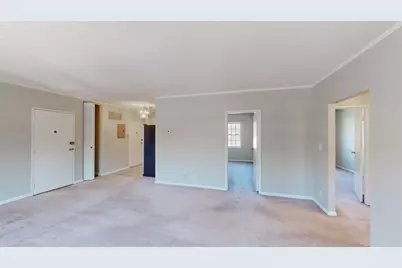 137 Lake Shore Rd #4, Boston, MA 02135 - Photo 5