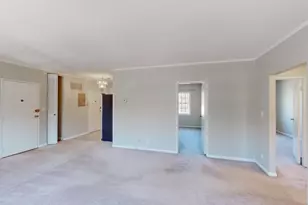 137 Lake Shore Rd, Boston, MA 02135 - Photo 5