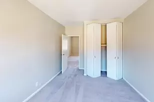 137 Lake Shore Rd, Boston, MA 02135 - Photo 15