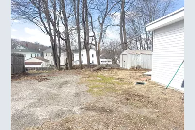 93 Greenwood St, Gardner, MA 01440 - Photo 21