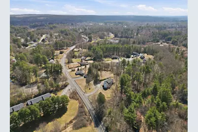 10 Meadowbrook Ct #10, Oxford, MA 01540 - Photo 39