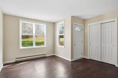 10 Meadowbrook Ct #10, Oxford, MA 01540 - Photo 7