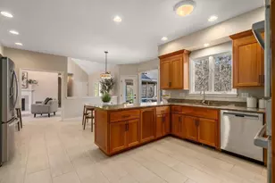 74 Flint Locke Ln, Medfield, MA 02052 - Photo 13