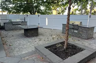 45 Spring St, Boston, MA 02132 - Photo 19