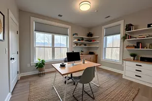 7 Cross St, Wilmington, MA 01887 - Photo 5