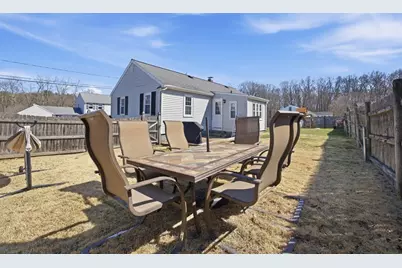 77 Clapp St, Abington, MA 02351 - Photo 23