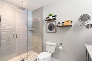 772 E 6th St, Boston, MA 02127 - Photo 19