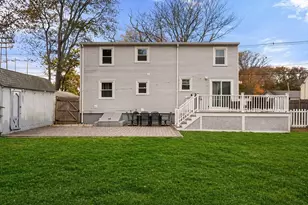 220 Lynn St, Peabody, MA 01960 - Photo 21