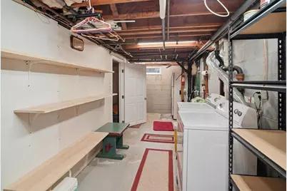 85 Newbury St, Lowell, MA 01851 - Photo 39