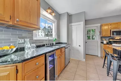 18 Hersam St, Stoneham, MA 02180 - Photo 19