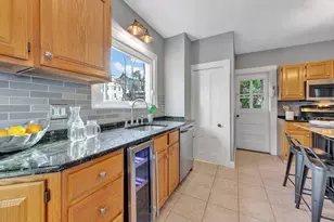 18 Hersam St, Stoneham, MA 02180 - Photo 19