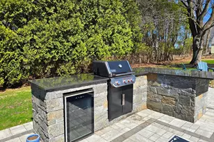 15 Pleasant St, Hopkinton, MA 01748 - Photo 7