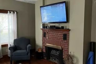 144 Linwood St, Uxbridge, MA 01569 - Photo 7