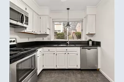 96 Spinnaker Way #96, Portsmouth, NH 03801 - Photo 5