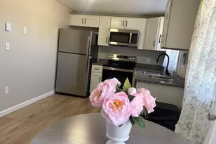 742 Daniel Shays Hwy, Athol, MA 01331 - Photo 11