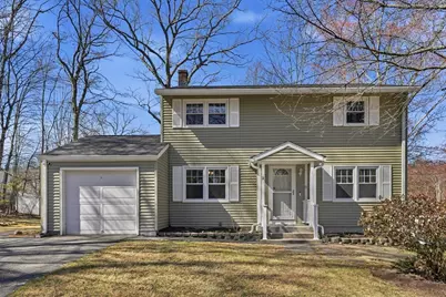 91 Brierwood Dr, Northampton, MA 01062 - Photo 1