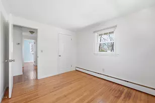 91 Brierwood Dr, Northampton, MA 01062 - Photo 13